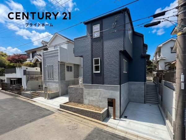 横浜市旭区中沢３丁目の新築一戸建の外観|堂々と完成しました！いつでもご案内可能です！
お車でご自宅まで送迎承ります。