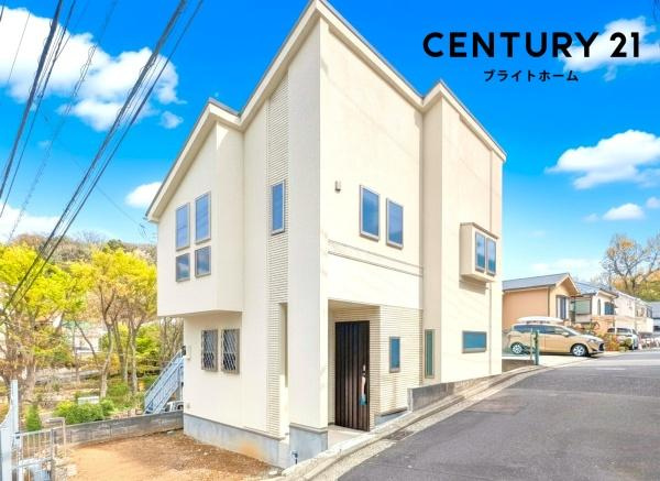 横浜市港南区上大岡東３丁目の新築一戸建の外観|いつでもご案内可能です！
お車でご自宅まで送迎承ります。
