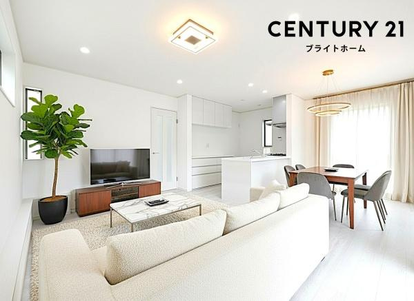 横浜市港南区上大岡東３丁目の新築一戸建の居間・リビング|自慢したくなるリビング！
形も良く家具の配置にも困りません。
※家具等はＣＧでの参考レイアウトです。