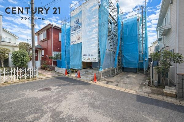 横浜市瀬谷区瀬谷２丁目の新築一戸建の前面道路含む現地写真|同仕様物件のご案内をさせて頂きます。
お車でご自宅まで送迎承ります。