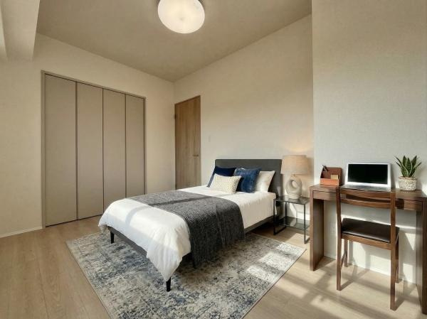 【洋室】 | グランスイート二子玉川スタイルフォート | 心地よい日差しと風が気持ちの良い居室♪　リッチな空気は、広々とした居室の特権です♪