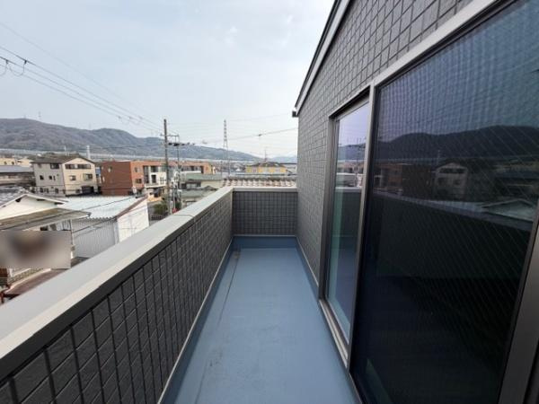 【バルコニー】