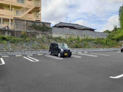 【駐車場】 | ロンジェヴィタ