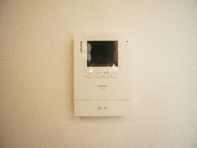 【セキュリティ】 | ル・シエル | 訪問者の確認ができるTVドアホン付きです♪