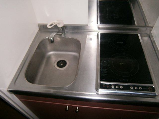 レオパレス高砂のキッチン|2口コンロ