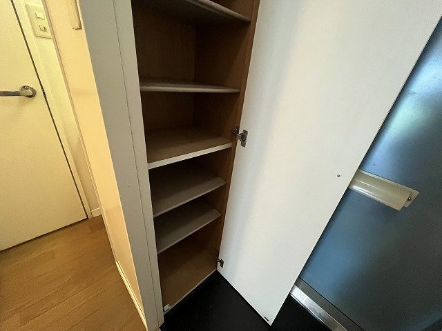 レオパレスＴｓｕｒｕｈａｒａ　２００１の内装