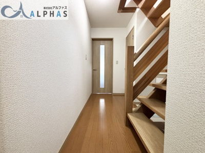 【その他】 | 加古郡稲美町岡 一戸建て | ■廊下もとても綺麗です♪
■リフォーム履歴多数あり♪