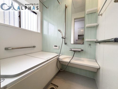 【浴室】 | 加古郡稲美町岡 一戸建て | ■浴室乾燥機付きの浴室で冬場や雨の日の洗濯物も安心です♪