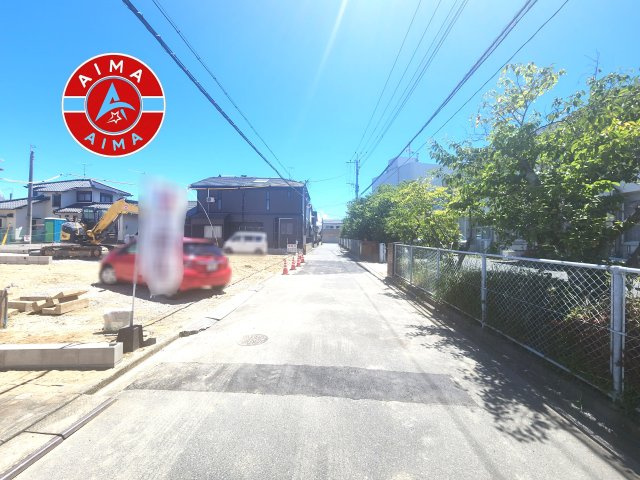 古賀市天神7丁目第5-4棟（1号棟）　の外観|前面道路含む現地の写真です。