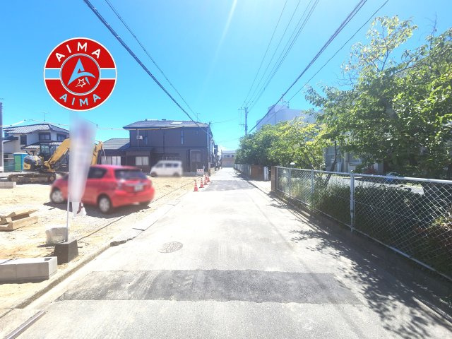 古賀市天神7丁目第5-4棟（2号棟）　の外観|前面道路含む現地の写真です。