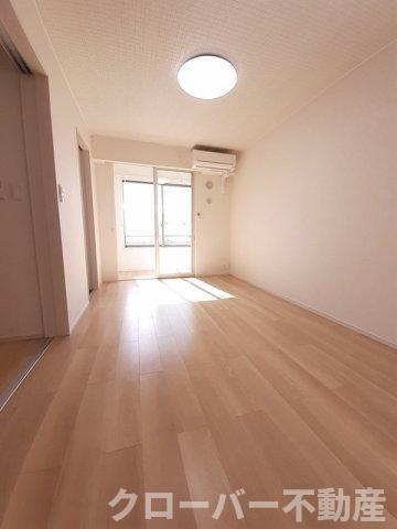 セントラルレジデンス柞原の居間・リビング