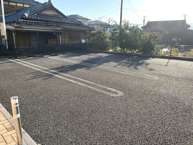 アップヴィレッジＢの駐車場