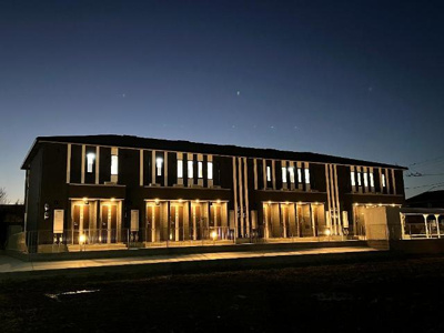 【エントランス】 | ゴールドラッシュ | 外観写真（夜）