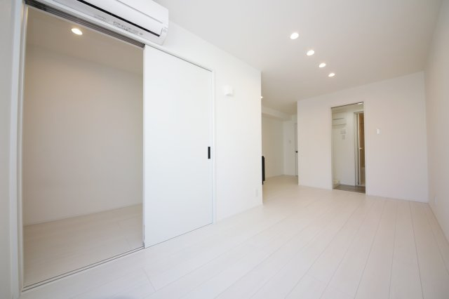 Warren shibataⅠの居間・リビング