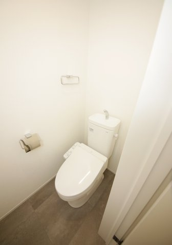 Warren shibataⅠのトイレ