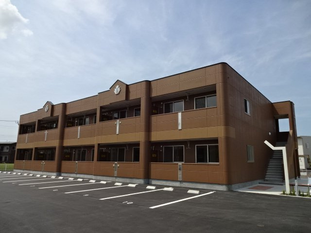 【外観】 | Ｍ　グレイシャス | 外観写真（昼）