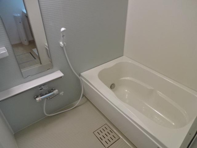 【浴室】 | Ｒ７４番館 | バス