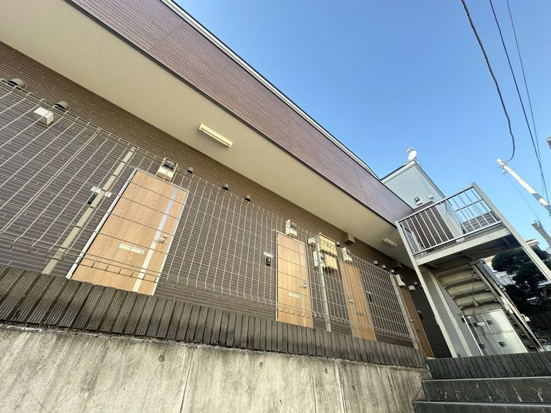 横浜市保土ケ谷区釜台町のアパートの外観