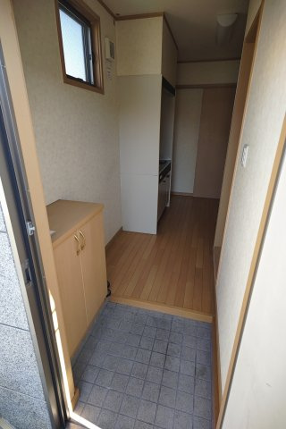 パレスプリシアの玄関|同間取り別室（３階）参考写真