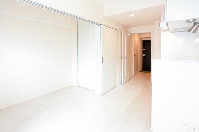 アルファシオリエンソ　4階の居間・リビング|別号室のものになります。現状優先。