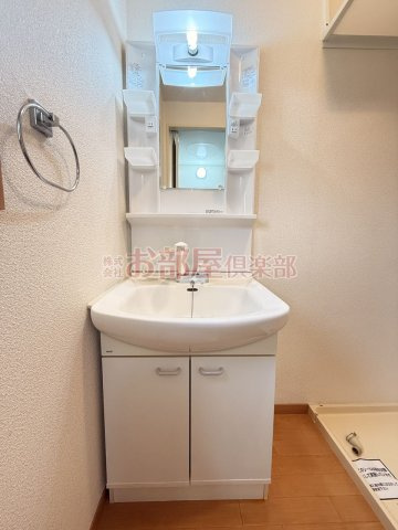 ヴィラ・クローバーの洗面所|コンパクトで使いやすい洗面所