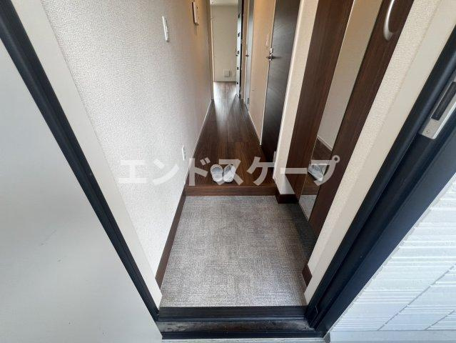 アロスネグロの玄関|高崎、前橋のお部屋探しはエンドスケープまで！お客様の理想お聞かせ下さい♪