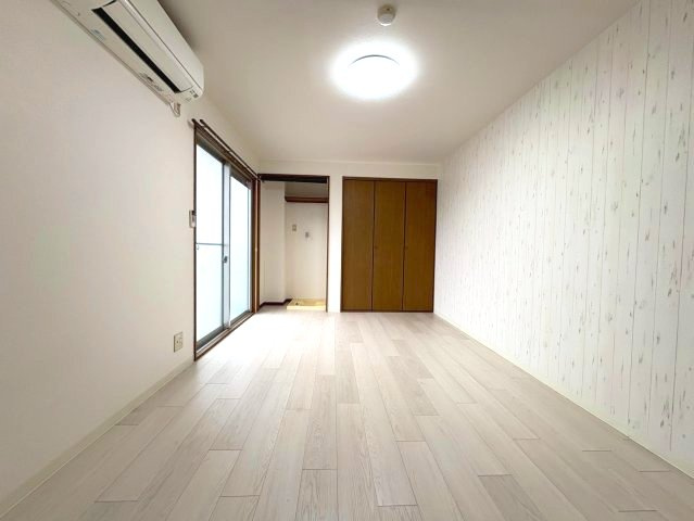 ヴィバーチェの洋室