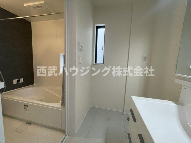 【仲介手数料無料】所沢市南住吉全４棟Ａ号棟　所沢市の新築住宅なら西武ハウジングの脱衣所