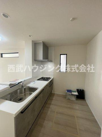 【仲介手数料無料】所沢市南住吉全４棟Ａ号棟　所沢市の新築住宅なら西武ハウジングのキッチン