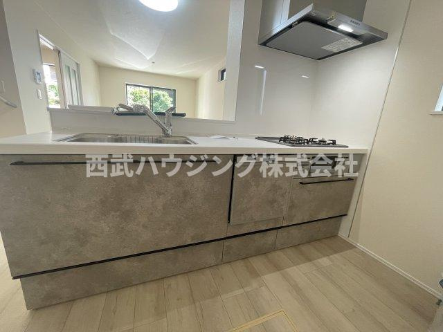 【仲介手数料無料】所沢市南住吉全４棟Ａ号棟　所沢市の新築住宅なら西武ハウジングのキッチン