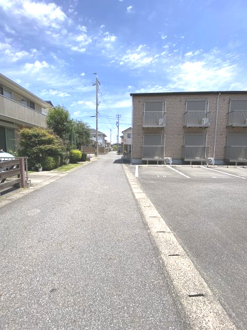 ラ・ルーチェの周辺|接面道路