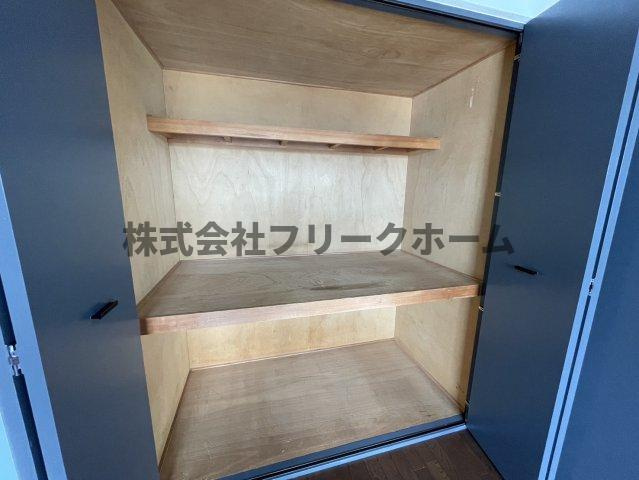 三鷹市牟礼２丁目の賃貸マンションの収納