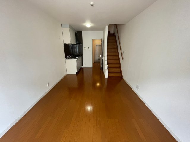 【居間・リビング】 | VIANO西山町 | ※お写真は同物件別部屋です。