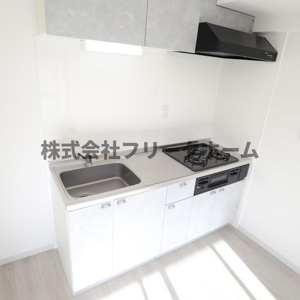 小金井市緑町５丁目の賃貸マンションのキッチン
