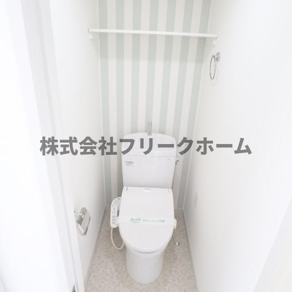 小金井市緑町５丁目の賃貸マンションのトイレ