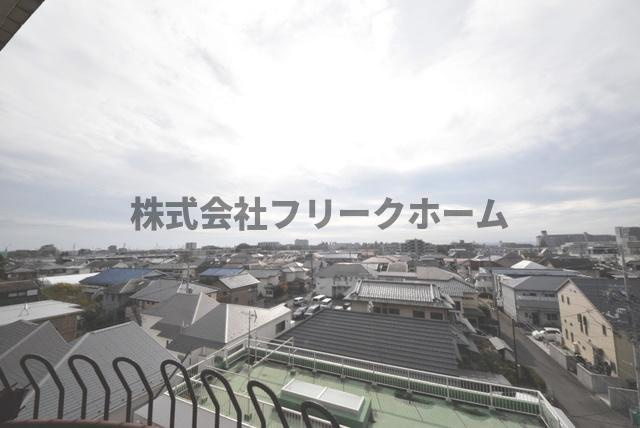 小金井市緑町５丁目の賃貸マンションの展望