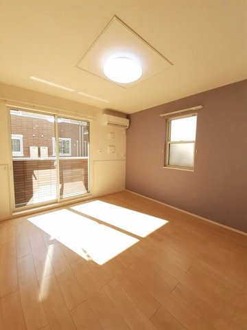 クラール　安宅Ｄの居間・リビング|居間です