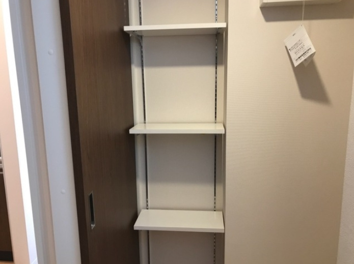 川崎市多摩区東三田２丁目のアパートの収納