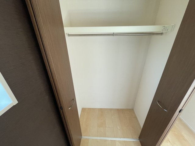 川崎市多摩区東三田２丁目のアパートの収納