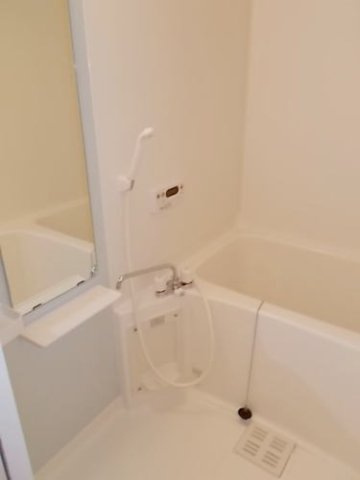 ステイズ　Ｃの浴室