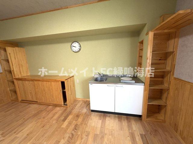 苗代町倉庫の内装