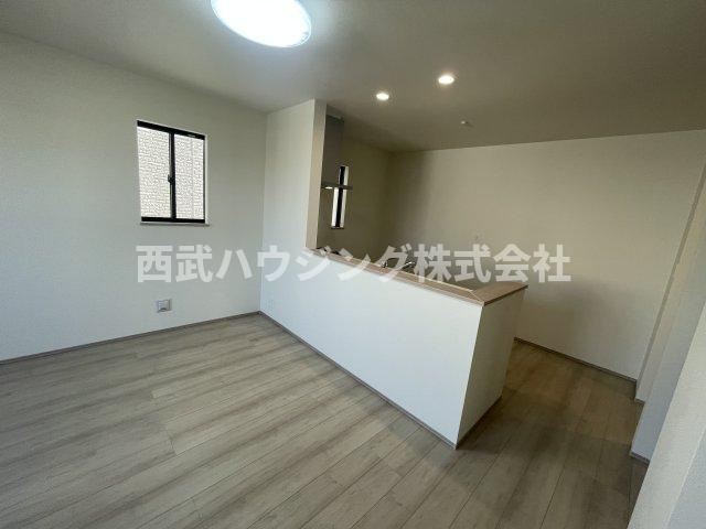 【仲介手数料無料】所沢市南住吉全４棟Ｂ号棟　所沢市の新築住宅なら西武ハウジングの居間・リビング