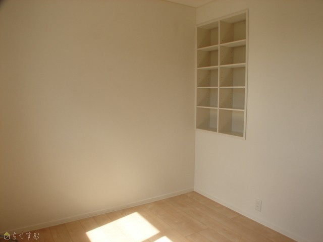 ミライトの洋室