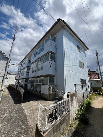 アーク上ノ島の外観|きれいな外観です