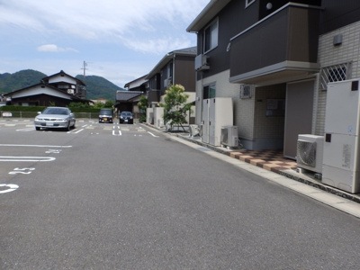 【駐車場】 | サン　リジエール　D棟