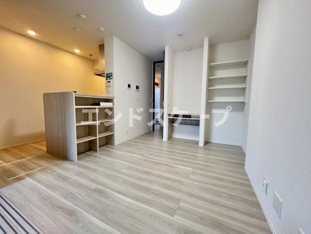 D-ROOM和田町の居間・リビング|高崎、前橋、伊勢崎エリアのお部屋探しはエンドスケープまで！お客様の理想お聞かせ下さい♪