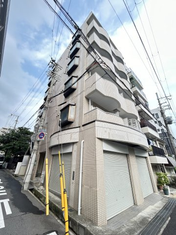 シャルマンフジ灘弐番館の外観