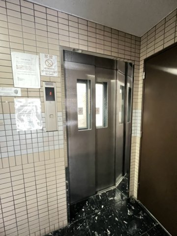 シャルマンフジ灘弐番館のその他共用部分