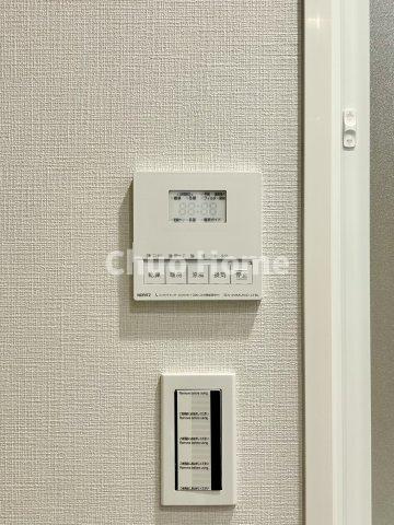 東京ビューマークスの内装|【浴室乾燥機】暖房・冷風・換気・乾燥が可能です。毎日を快適に過ごせるうれしい機能が揃っています。雨の日の洗濯物も安心です。