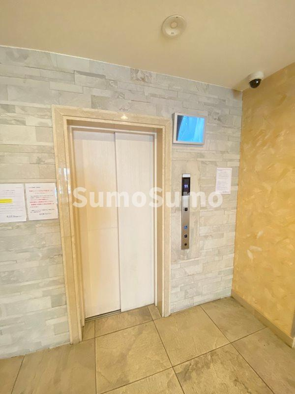 ラクラス長堀橋の外観